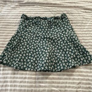 Zara Girl Floral Skort green sz 13-14 used